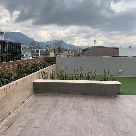 Apartaestudio Galerias Loft 2051 Apartment Bogota Luaran gambar