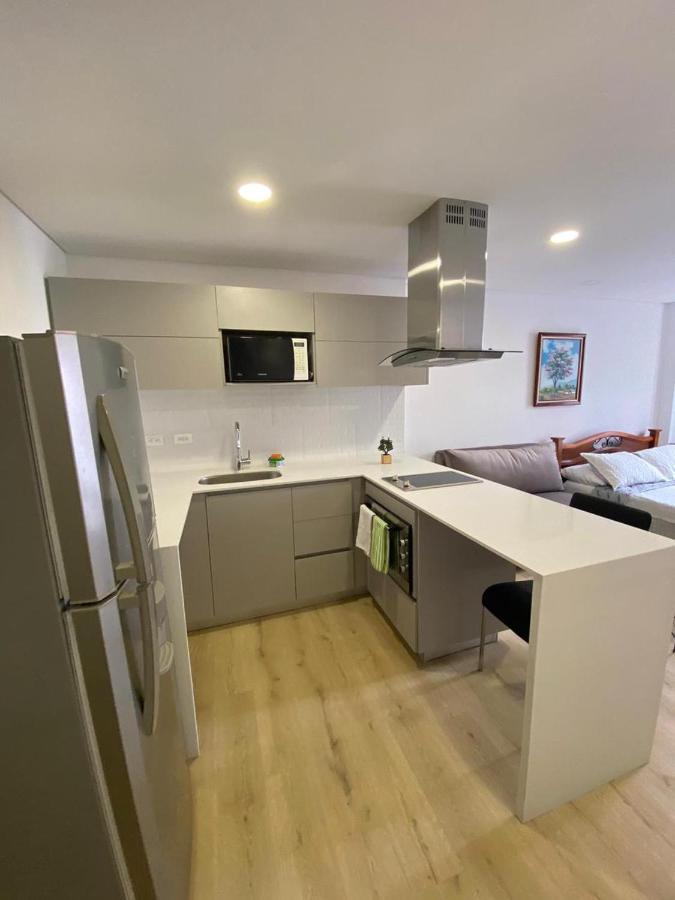 Apartaestudio Galerias Loft 2051 Apartment Bogota Luaran gambar